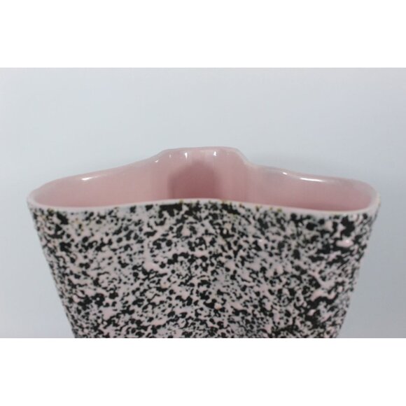 Kenwood Zanesville Pottery Vase 10” USA 2103 MCM Pink Black Speckled Tri Lobe - Picture 14 of 14